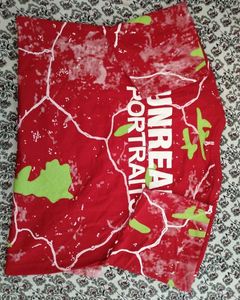 Unreal Portraits Graphic Tee New