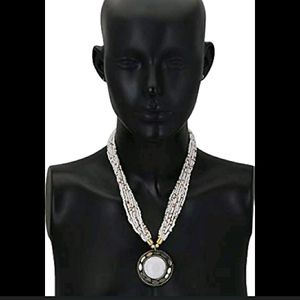 Trendy Womens Athenic Locket