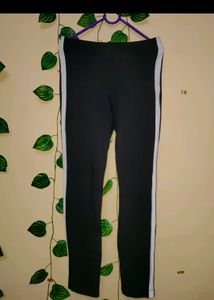 H&amp;M Stretchable Pant