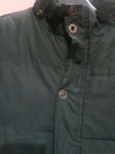 Black Winter Jacket For 16-17 Yrs Boys .In Fully New Condition Used Only Once