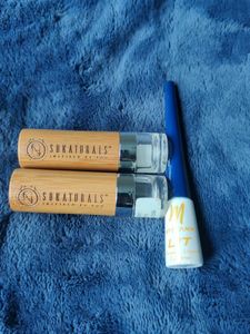 Combo-SoNaturals Pink And Red Lipsticks, Eyeliner