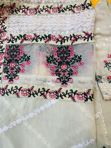 Paakistaani Suit