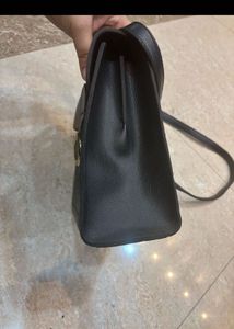 Chic Black Crossbody Bag