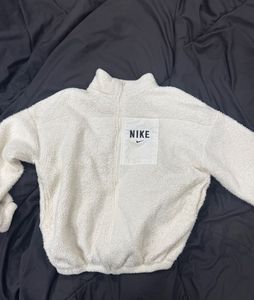 Nike Fuzzy Jacket - Cozy &amp; Stylish