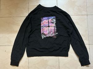 Black Long Sleeve Sweatshirt