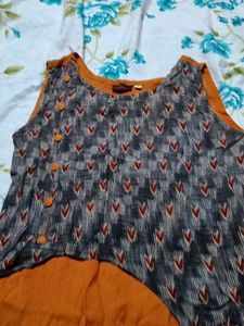 For Donation (4 Kurtis )