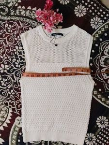 woolen sleeves top.