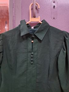 PRICE DROP///Dark Green Top