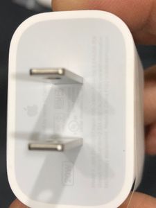 Apple 20W USB-C Power Adapter