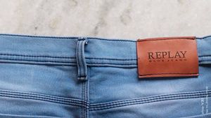 Light Blue Denim Jeans+ Gift 🎁