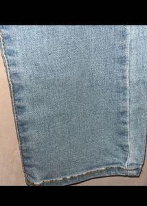 slim fit jeans