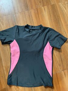 Gym Sweatproof Padded Top 🥰