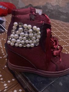 Pearl Shoes