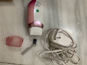 Panasonic Epilator With Charger And Cleaning Brush