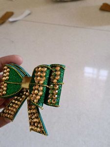 Shining Beautiful Hair Bow
