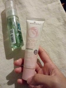 Combo Of Essence Primer