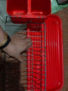 Dish Rack to Dry Plates And Spoons