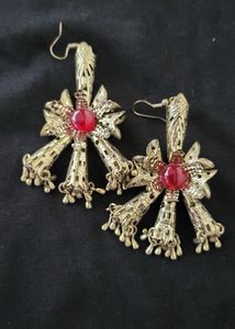 Antique red cabochon Earrings