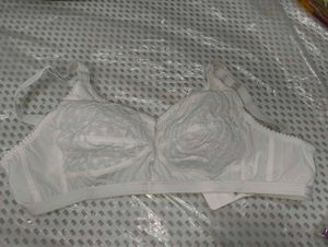 40 D Non Padded Fully Covered Bra