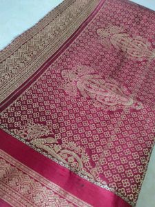 Silk Blend Banarasi Saree 💚♥️