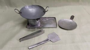 Miniature stainless steel kitchen set