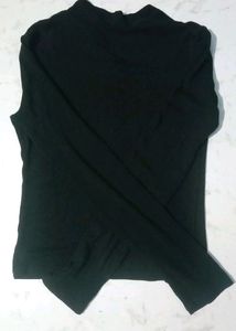 Black Acubi Styled Top