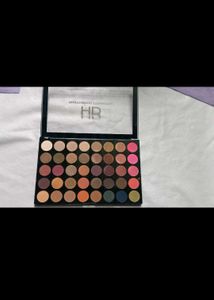Swiss Beauty Eyeshadow Palettes