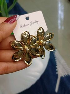 Golden Flower Earring