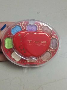 TIYA Makeup Palette