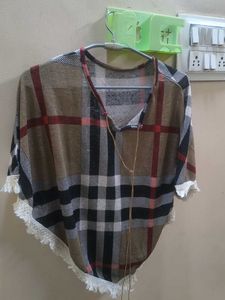 Stylish Plaid Poncho Top