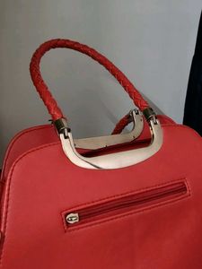 Red Vintage Silhouette Handbag From Desence