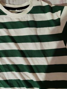 green &amp; White Oversized Top