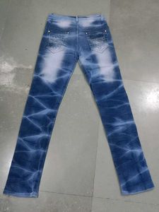 Boy&#39;s Outfit: Shirt &amp; Jeans