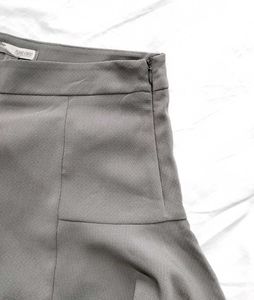 Forever 21 Skirt Shorts (gray)