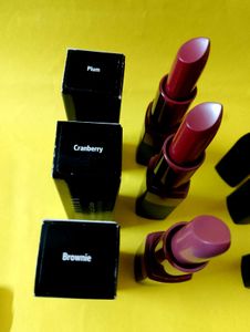 3 Bobbi Brown Lip Colour