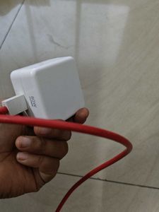 OnePlus 80W Charger