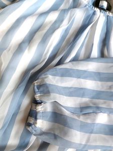 STRIPED BLUE TOP🎀