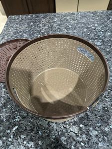 Storage Basket With Lid