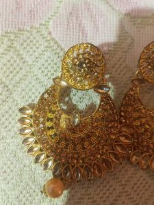 Earrings &amp; Studs