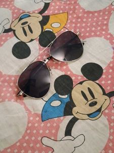 Stylish Aviator Sunglasses