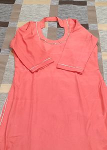Beautiful Back Cut Kurta With Gown