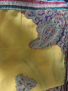 New Yellow Sare With Grand Pattern