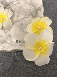 Floral necklace set