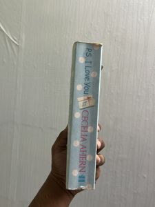 P.S. I love you by Cecelia Ahern