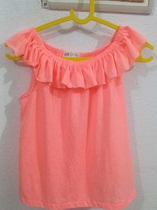 H&M Cute Ruffled Top
