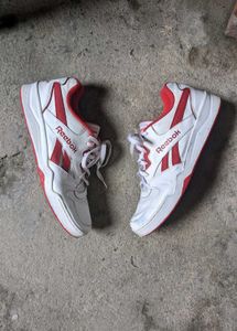 Vintage Reebok Sneakers - White &amp; Red