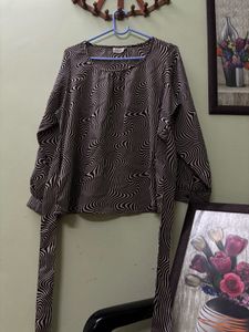 Beige and Black Geometric Print Top