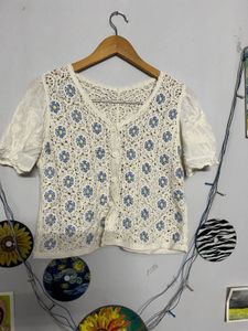 Vintage Crochet Flower Cardigan💙🤍