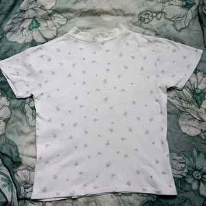 Floral Print Tee🙆🏻‍♀️
