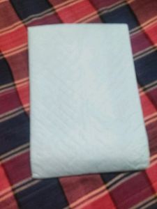 Under Pads For Old And New Borns